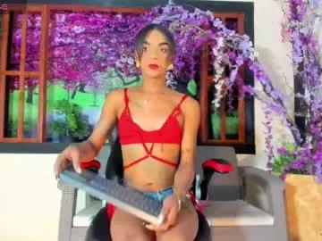 _nickyminach from Chaturbate is Freechat