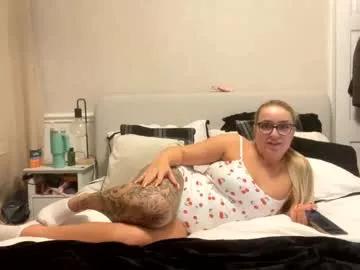 crystaldiamondx from Chaturbate is Freechat