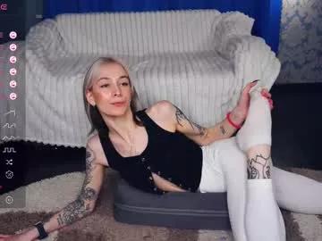 Photos of elvinabrow from Chaturbate is Freechat