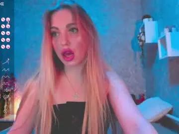 holly_molly8 from Chaturbate is Freechat