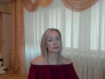 julia__cherry_ from Chaturbate is Freechat