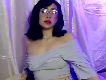 laura_pink01 from Chaturbate is Freechat