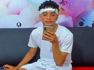 angello_burk from Flirt4Free is Freechat