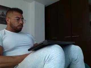 antony_d_angelo from Flirt4Free is Freechat