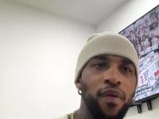 antwan_black from Flirt4Free is Freechat