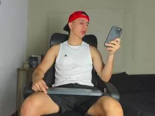 cristian_devis_n from Flirt4Free is Freechat