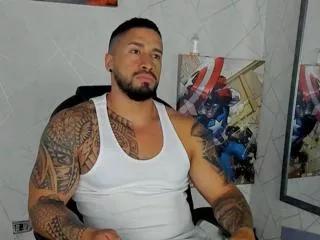 cristian_walker from Flirt4Free is Freechat