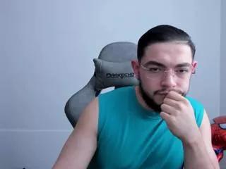 luigi_white from Flirt4Free is Freechat