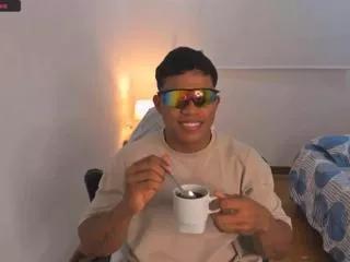 philips_dest from Flirt4Free is Freechat