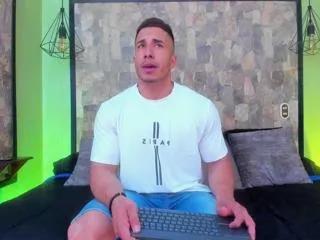 zane_maverick from Flirt4Free is Freechat