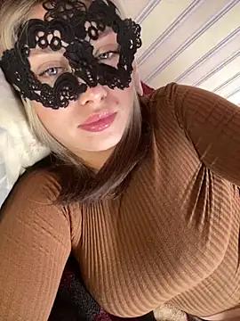 69Laura696 from StripChat is Freechat