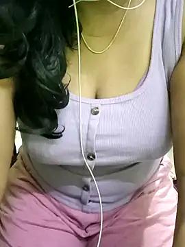 Aishu-tamil09 from StripChat is Freechat