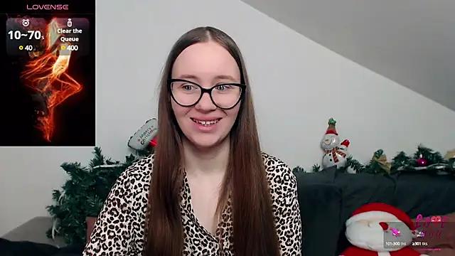 AlexaMayy from StripChat is Freechat