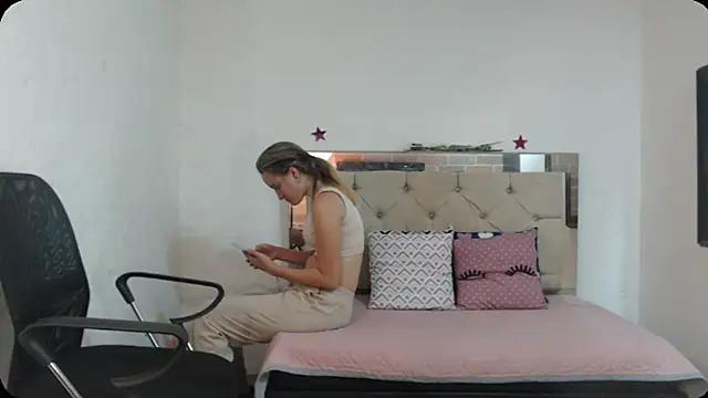 ammy__palmer1 from StripChat is Freechat