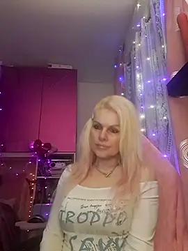 Angeldevilus from StripChat is Freechat