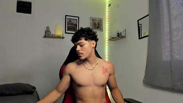 ares_parker2 from StripChat is Freechat