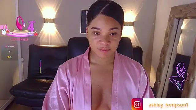 ashley_Tompson1 from StripChat is Freechat