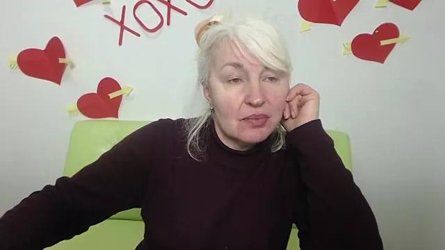 BlondyLeeBest from StripChat is Freechat