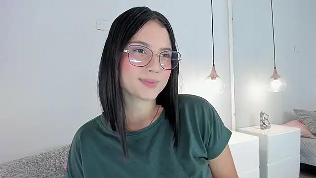 Cami_zans from StripChat is Freechat