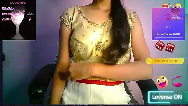 Chandani-Love from StripChat is Freechat