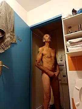 chris_sbh from StripChat is Freechat