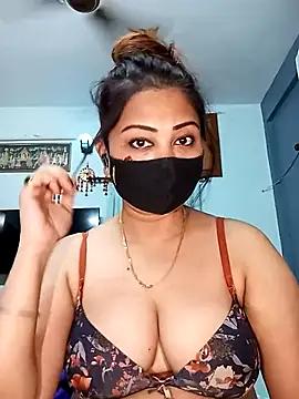 Cute-mona from StripChat is Freechat