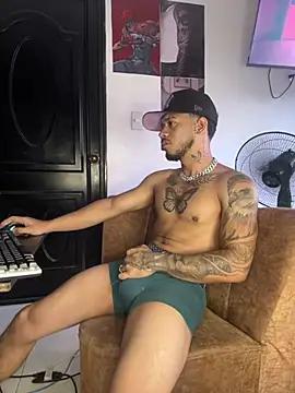 Davide_Daniels from StripChat is Freechat