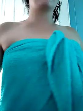 dulce_valeriaa from StripChat is Freechat