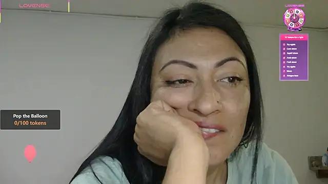 ErikaRika from StripChat is Freechat