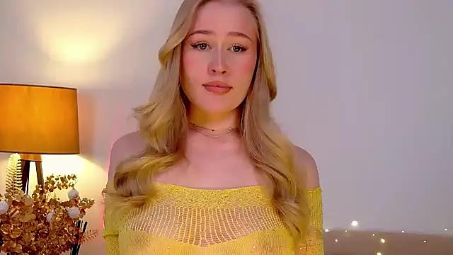 JuliaJaee from StripChat is Freechat