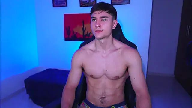 Justin_falcon_ from StripChat is Freechat