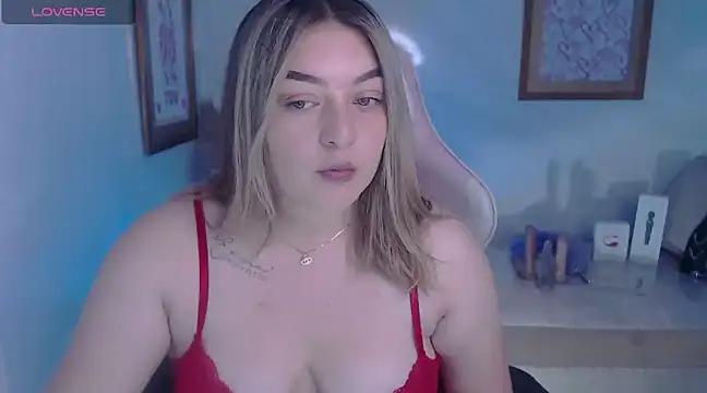 Kata_Wood_v from StripChat is Freechat