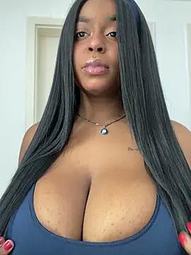 latinababyy from StripChat is Freechat