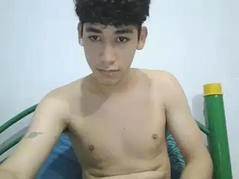 leo_teen from StripChat is Freechat