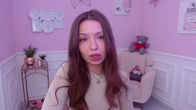 LucySkilar from StripChat is Freechat