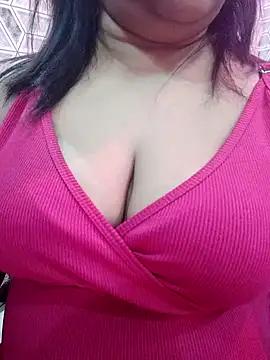 Lusty_bhabhiji1 from StripChat is Freechat