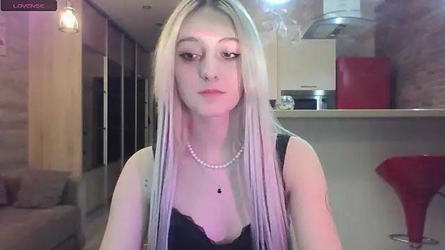 Marinax_Sea from StripChat is Freechat