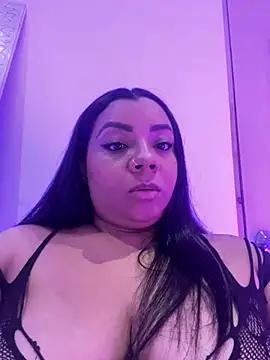 MelanyShayk from StripChat is Freechat