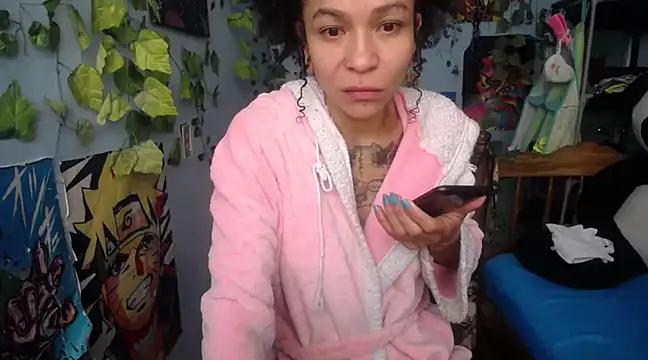 nicole_ink from StripChat is Freechat