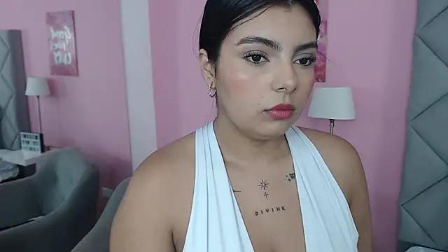 SalomeJoness from StripChat is Freechat