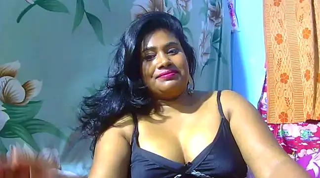 sexy_roma from StripChat is Freechat