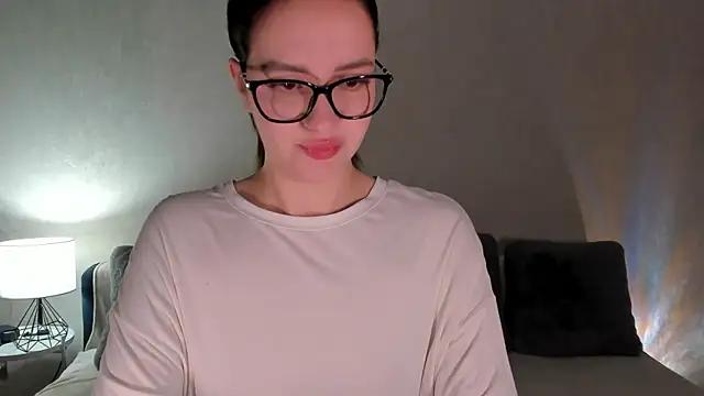 Sonia_moon_ from StripChat is Freechat