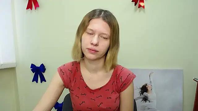 StellaCRL from StripChat is Freechat