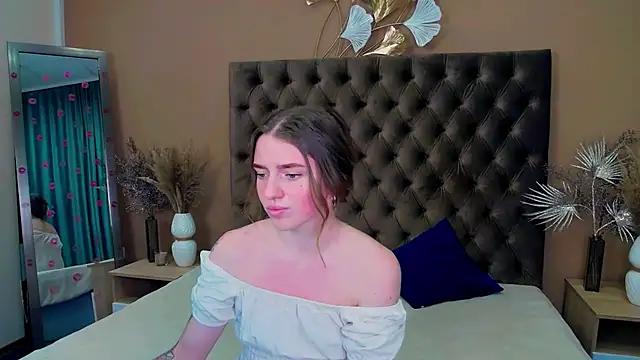 TaylorLiss from StripChat is Freechat