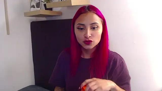 Venus_Coopeer from StripChat is Freechat