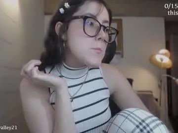 cherrybunny21 — Freechat on Chaturbate