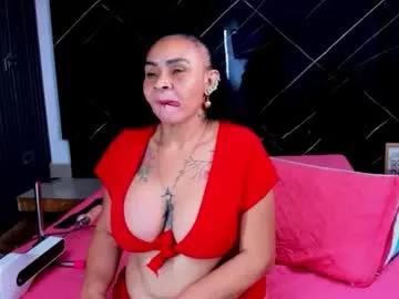 cloee_rabbyt — GOAL: Squirting [749 tokens remaining] Naughty latina wants to play and make a mess #milf #mature #bigboobs #squirt #dirty