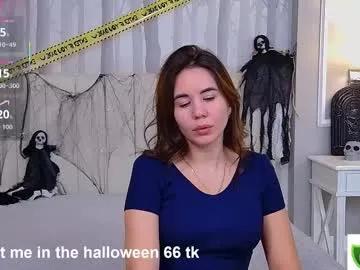 ellaander on Chaturbate 