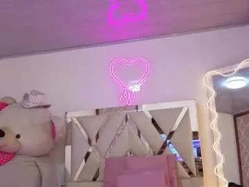 jazmin_tay — GOAL: pussy close up + finger pussy [38 tokens remaining]  if you love me type me 5555555555 #ebony #smalltits #skinny #young #18