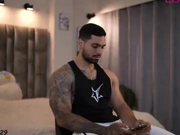 john_king29 — Big Cum Show!!! #muscle #lovense #young #latino #bigcock [2492 tokens remaining]